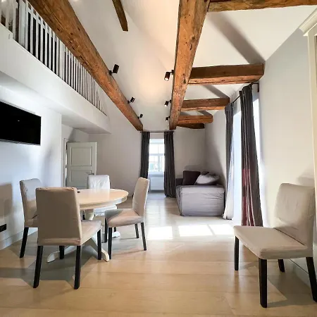 Lägenhet Old Attic