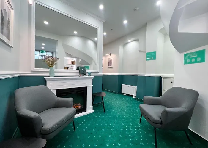 Apartment Old Attic *